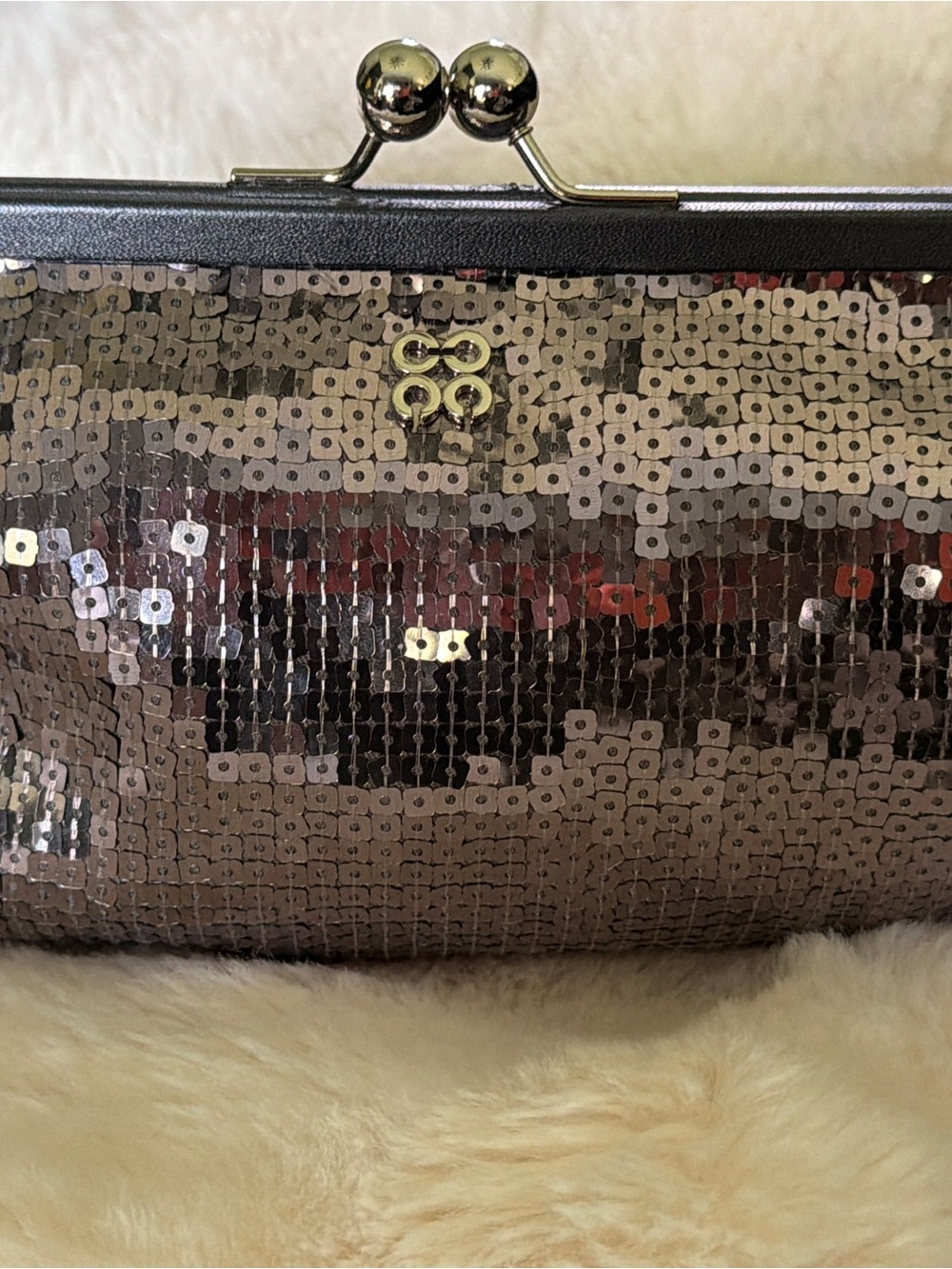 Coach Silver Sequin Kiss-Lock Clutch - Picture 8 of 9